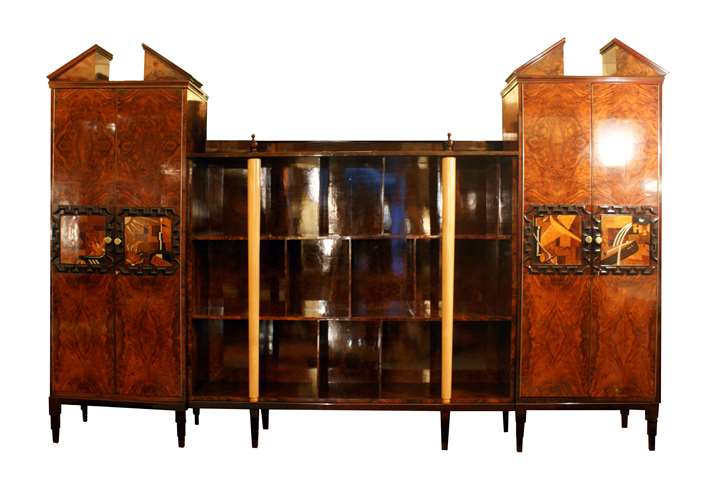 A three-bodied cabinet/bookcase